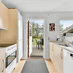 Beautiful In With Kitchen *