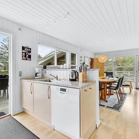 בית נופש Beautiful In With Kitchen *
