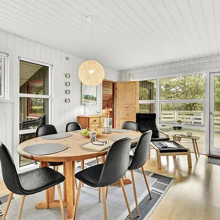 Beautiful In With Kitchen